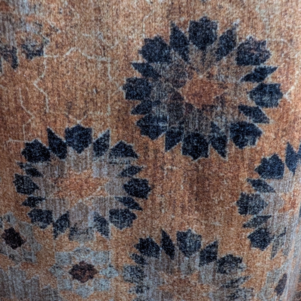 Women’s Orange Floral Print Scoop Neck Top - Picture 3 of 4